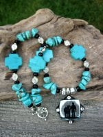 necklaces 005.JPG