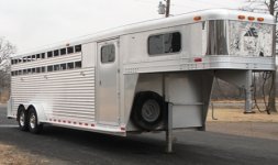 2004 ELITE STOCK TRAILER 1-30-2011 001.jpg