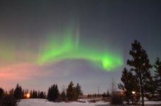 Mar 6 Northern lights at midnight.jpg