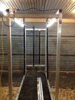 Ligths on Grooming chute.jpg